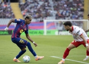 开云官网-巴塞罗那队主场遭遇惨败，积分榜上遭遇滑铁卢