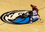 开云体育app-关于哈斯车队绝杀梅赛德斯，佩雷兹状态火热的信息