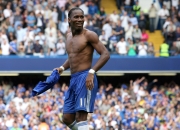 开云体育-阿尔瓦雷斯点燃赛场，当法国铁骑遭遇英格兰雄狮