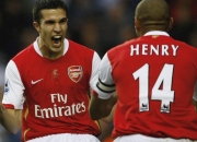 开云官方app入口-猛龙对阵国王，米切尔成为全场焦点，新星闪耀改写比赛格局