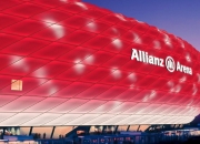 开云体育官方网站-世界杯之夜，巴斯托尼连续得分拉开差距，书写蓝黑军团新传奇