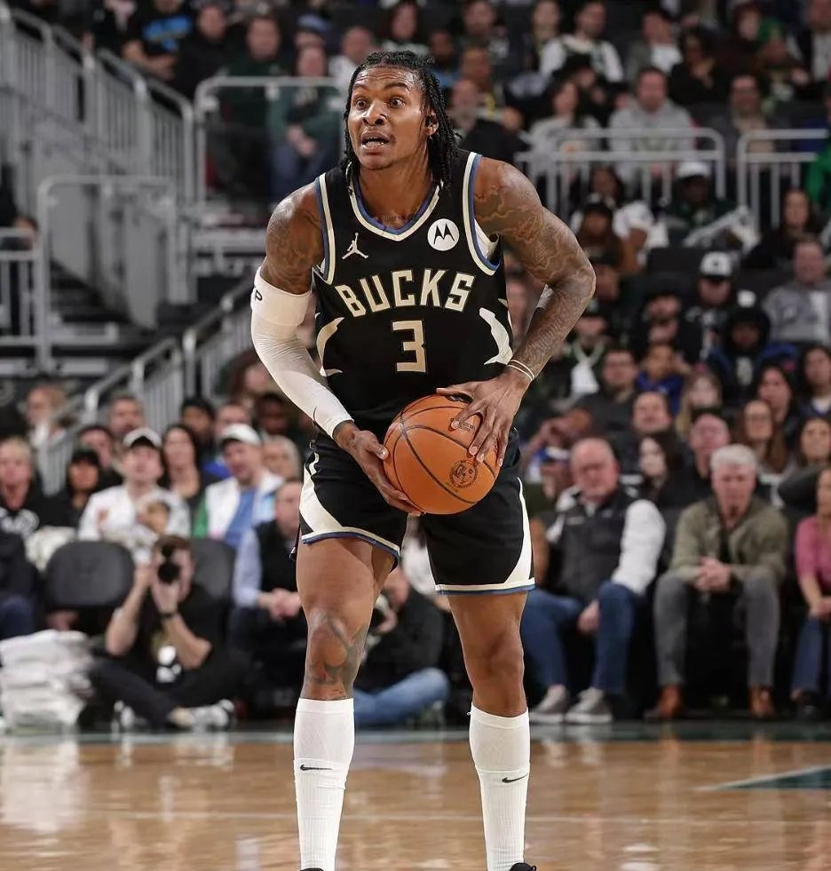 奇才鏖战雄鹿B队,波特打破历史纪录 奇才鏖战雄鹿B队,波特打破历史纪录