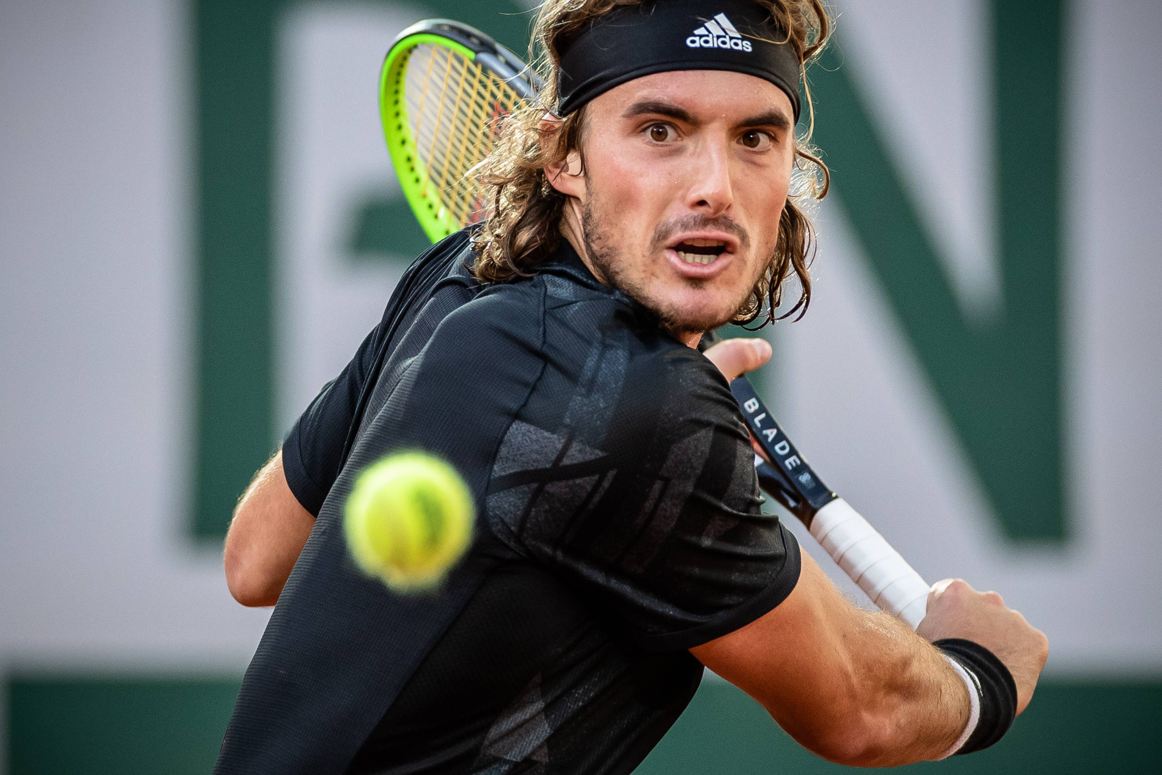 关于世界网球队碾压日本网球队,西西帕斯一己之力扛起全队的信息 关于世界网球队碾压日本网球队,西西帕斯一己之力扛起全队的信息