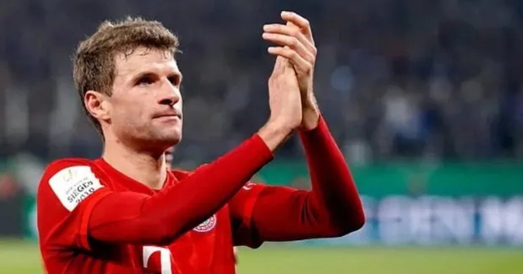 包含克罗地亚强势拜仁，穆勒爆发神勇的词条