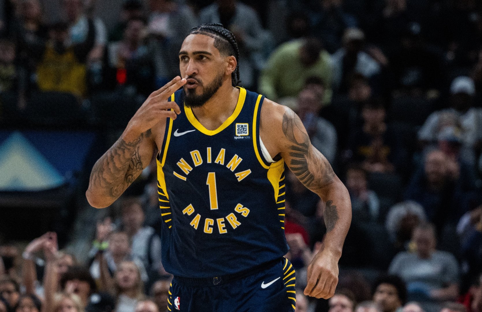 步行者队在主场大获胜利，战胜竞争对手