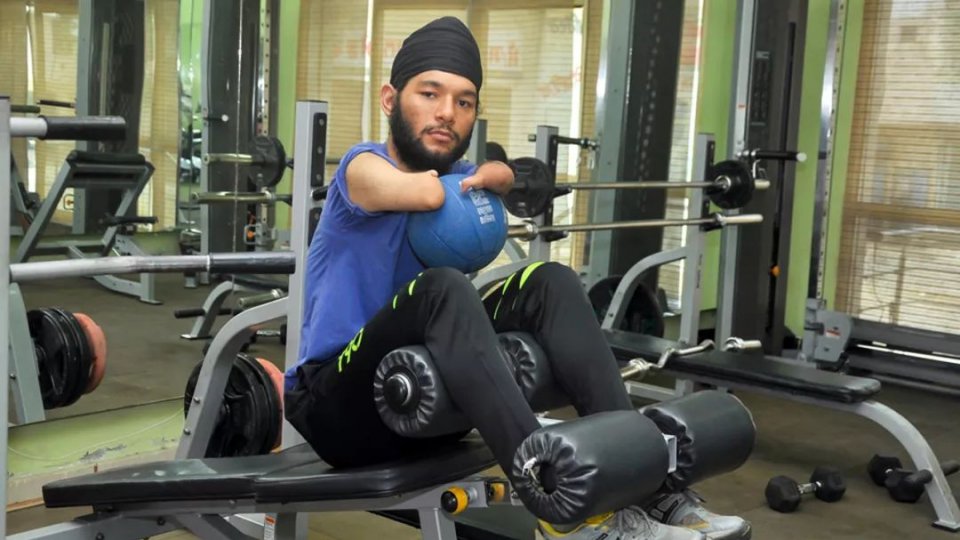 关于印度射击选手再次取得突破，实现梦想的信息