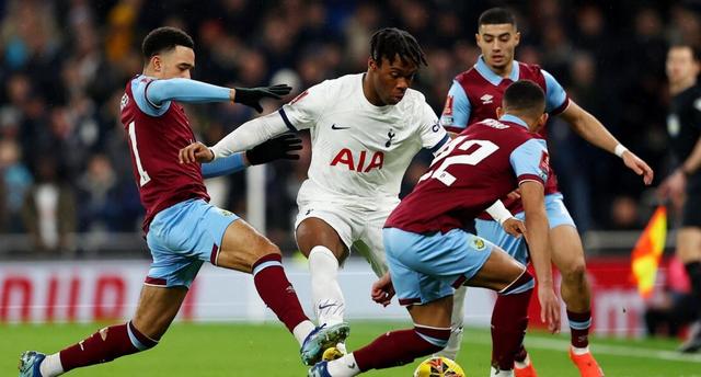 关于伯恩利客场被绝平,错失三分机会的信息 关于伯恩利客场被绝平,错失三分机会的信息