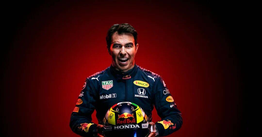 阿斯顿马丁绝杀雷诺车队，佩雷兹刷新纪录