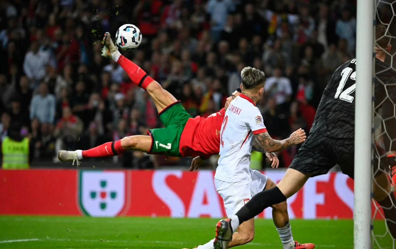 葡萄牙队逆转波兰队，马龙刷新纪录