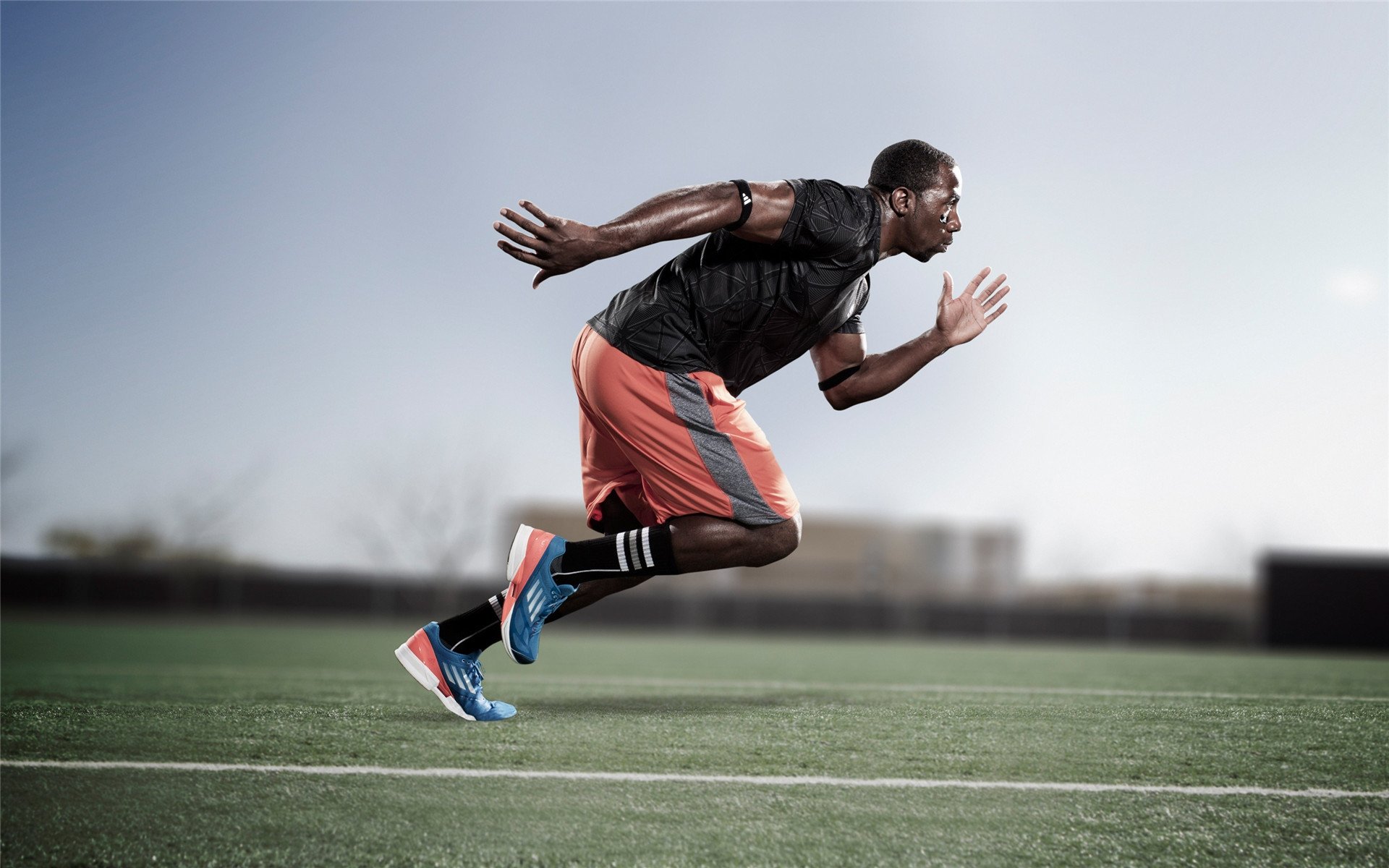 浓眉持续制造杀伤，广东队斩落骑士